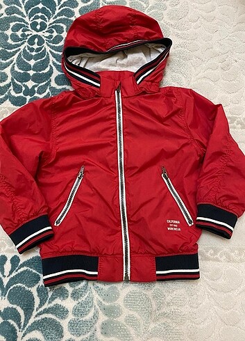 H&M H&M erkek çocuk yagmurluk