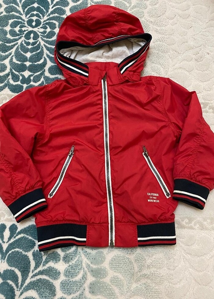 H&M erkek çocuk yagmurluk - Görsel 2