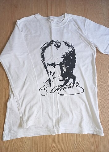 Diğer kız çocuk beyaz atatürk baskılı uzun kollu pamuklu tshirt