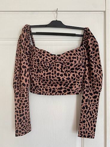 Leopar crop