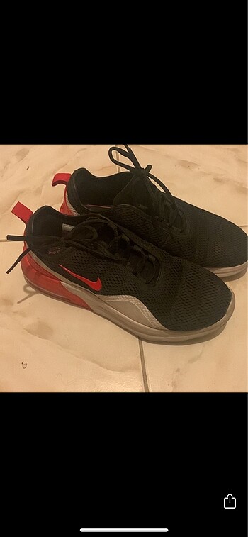 nike air max motion 2