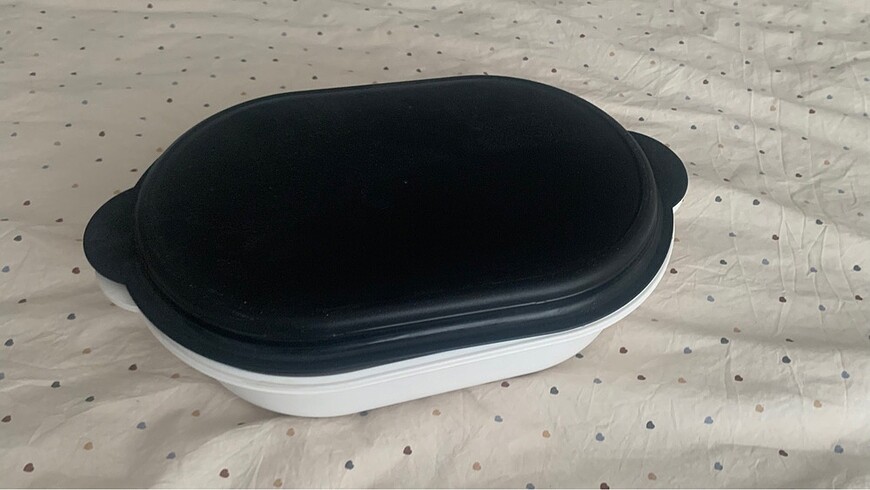 Tupperware süzgeçli kab