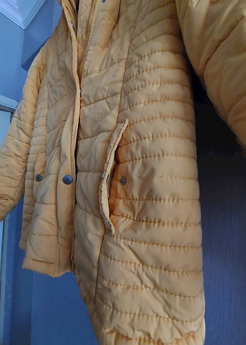 Sarı Düğmeli Kadın Kışlık Mont - Görsel 3