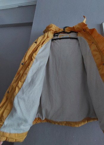 Sarı Düğmeli Kadın Kışlık Mont - Görsel 7