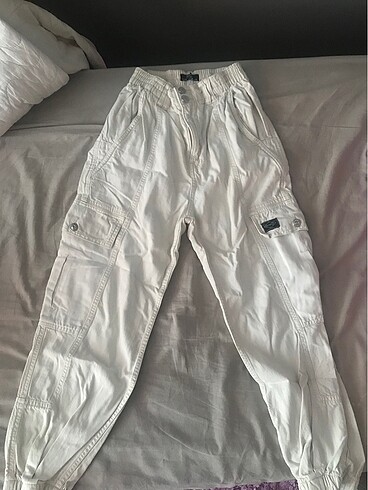 bershka beyaz bol pantolon