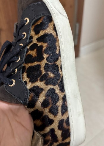 Kahverengi Leopar Desenli Kadın Spor Ayakkabı - Görsel 5