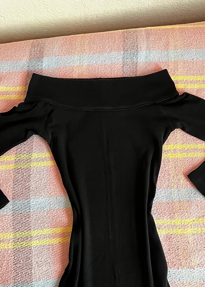 Kayık yaka kısa elbise - Görsel 2