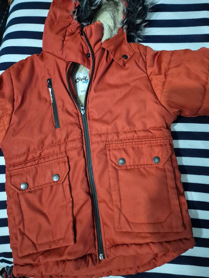 Kürklü Kapüşonlu Erkek Çocuk mont - Görsel 5