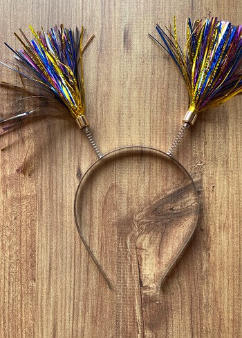 Renkli Püsküllü Çocuk Taç - Görsel 4