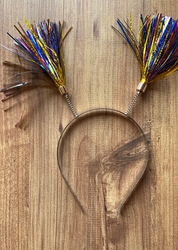 Renkli Püsküllü Çocuk Taç - Görsel 2