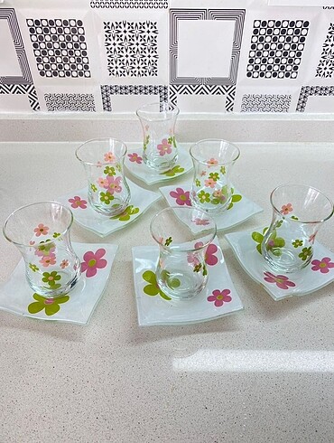 Bahar desenli çay bardak ve tabağı - Görsel 3