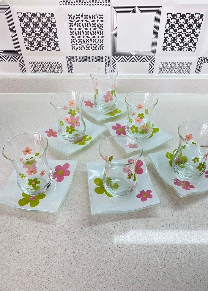 Bahar desenli çay bardak ve tabağı - Görsel 3