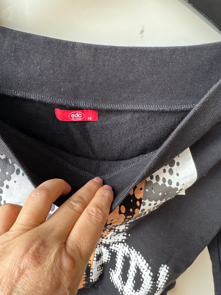 Siyah Rock Punk Hamile Tişörtü - Görsel 2