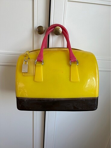 Furla çanta