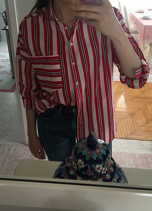 36 Beden kırmızı Renk Oversize çizgili gömlek