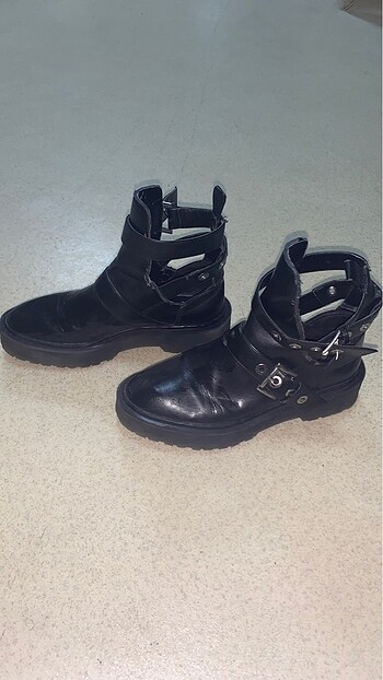 37 Beden Zara bot