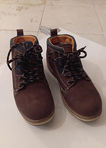 Kahverengi Tokalı Erkek Bot - Görsel 2