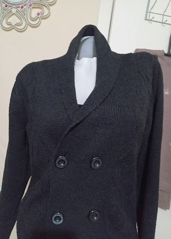 Düğmeli Gri Yün Hırka - Görsel 4