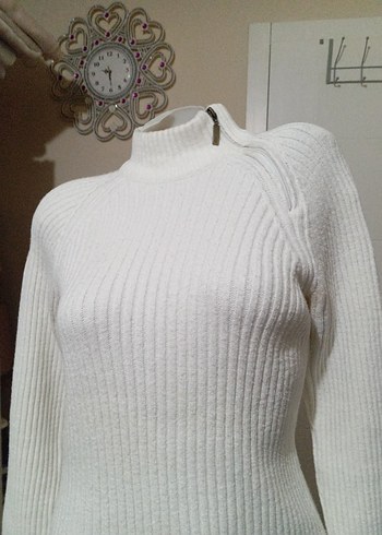 Beyaz Yarım Fermuarlı Yüksek Yakalı Kazak - Görsel 2