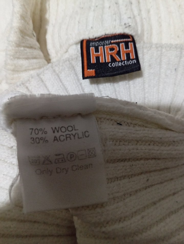 Beyaz Yarım Fermuarlı Yüksek Yakalı Kazak - Görsel 4