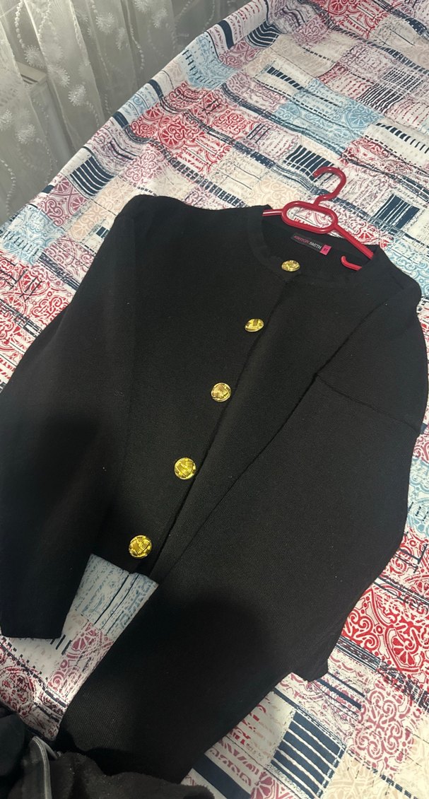 Düğmeli Siyah Kadın hırka - Görsel 2