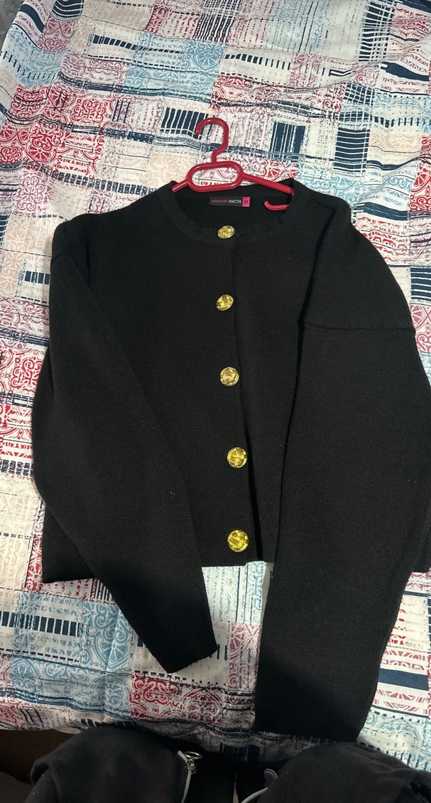 Düğmeli Siyah Kadın hırka - Görsel 3