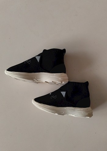 Zara çocuk sandalet