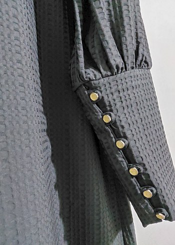 Melike Tatar siyah elbise - Görsel 3