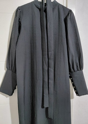 Melike Tatar siyah elbise - Görsel 5