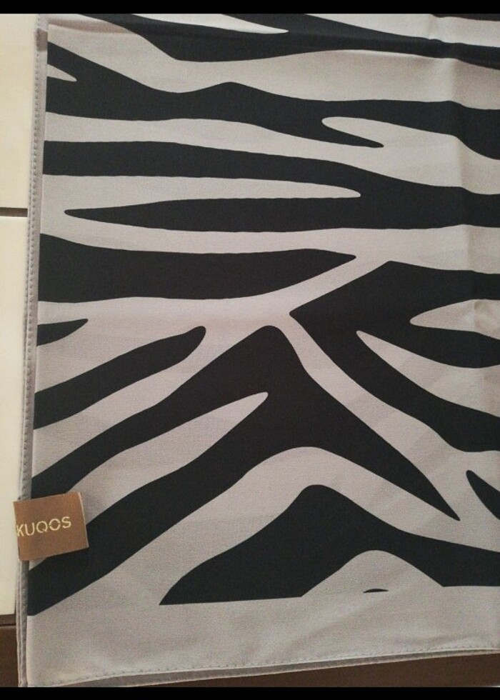 Siyahlı grili şal  - Görsel 2