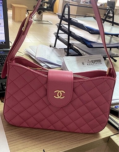 Pembe chanel baget çanta