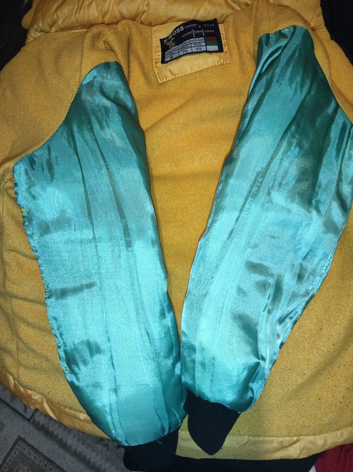 Sarı Erkek Çocuk Kürklü Mont - Görsel 5