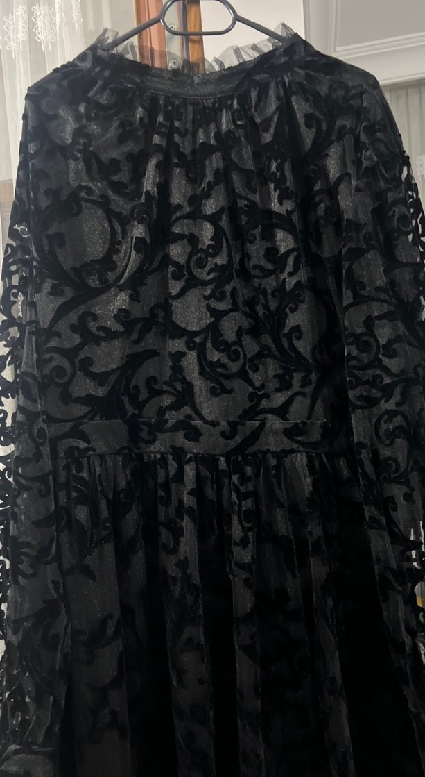 Dantel Detaylı Siyah Uzun Gotik Elbise - Görsel 2