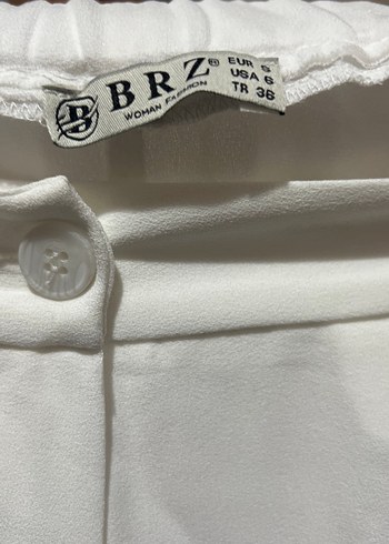 Kadın Beyaz Kemerli Kolsuz Blazer takım - Görsel 9