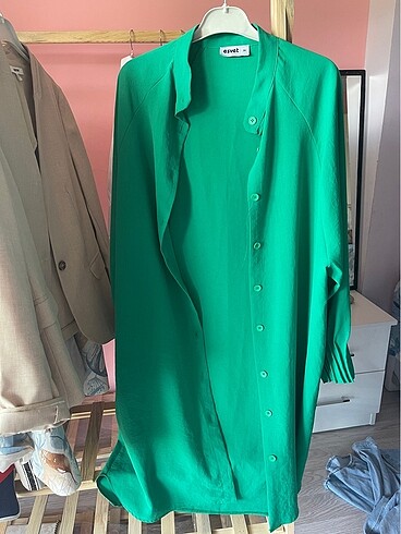 Yeşil uzun tesettür gömlek