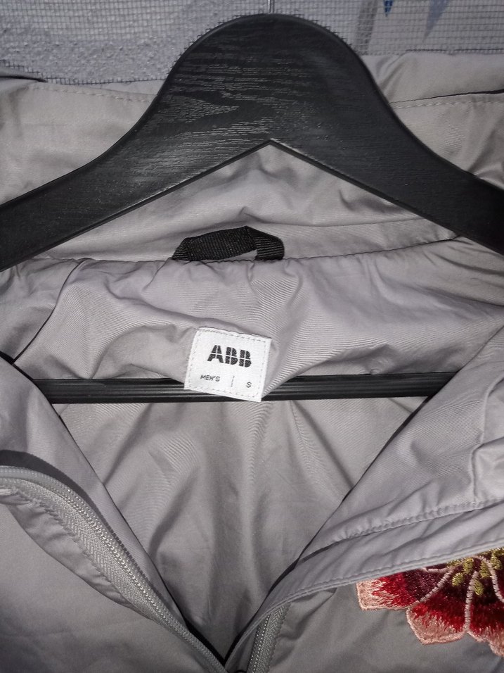 Gri fermuarlı yagmurluk Stili Ceket - Görsel 2