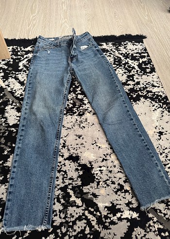 Düğmeli Bol Kesim Mavi Denim Kadın Jean - Görsel 3