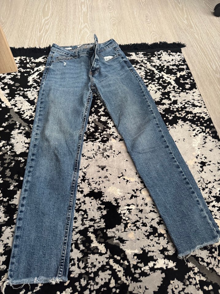 Düğmeli Bol Kesim Mavi Denim Kadın Jean - Görsel 3