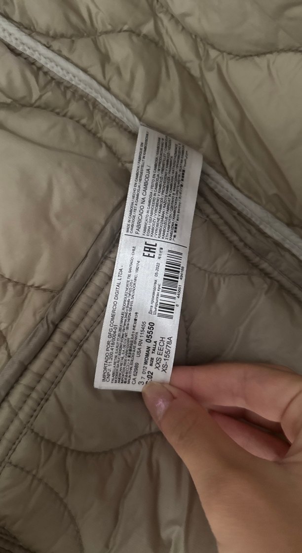 Düğmeli Beyaz Kadın Ceket - Görsel 2