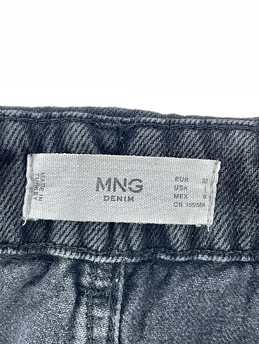 32 Beden siyah Renk Mango Jean / Kot %70 İndirimli.