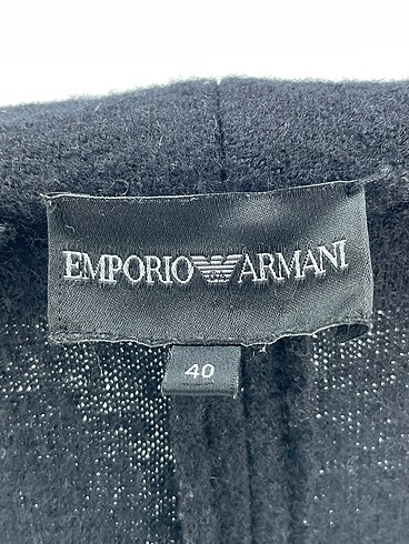 40 Beden siyah Renk Emporio Armani Kaban %70 İndirimli.