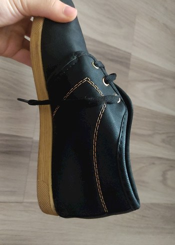 Siyah Bağcıklı Minimalist Erkek Bot - Görsel 3