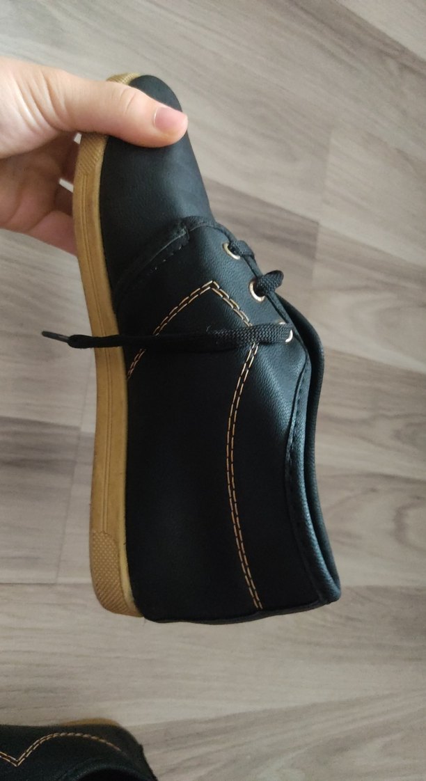 Siyah Bağcıklı Minimalist Erkek Bot - Görsel 3