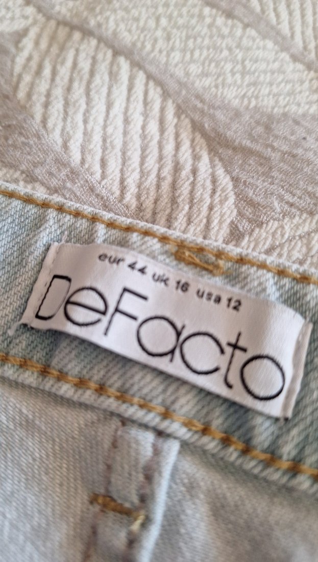 Gevşek Kesim Mini Kot Şort - Görsel 2