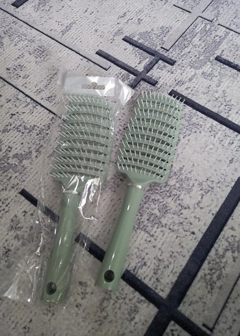 Yeşil Plastik Saç Fırçası İkili Set