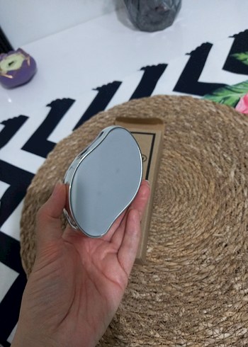  Beden Bej ve Gri Metalik Mouse Pad