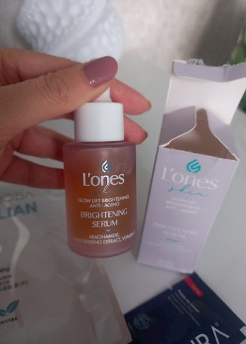 Vitamin C %5 Serum ve Yüz Maskeleri Seti - Görsel 2