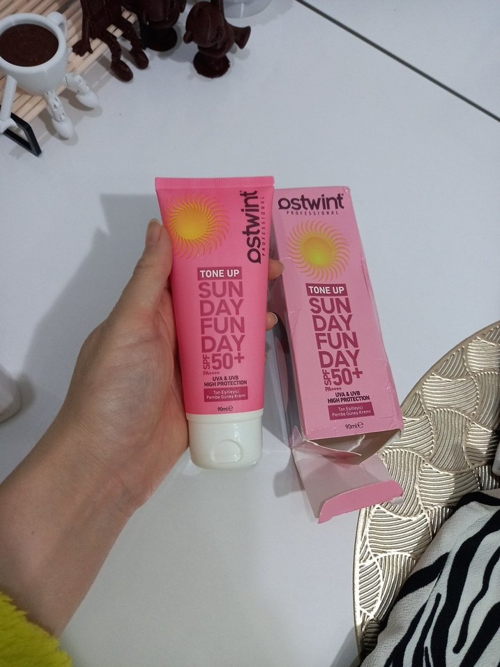 Ostwint Güneş Koruyucu Tonlanma Kremi SPF 50+ 90ml - Görsel 3