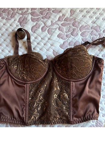 Urban Outfitters Siklik Ve Zarafet Kahverengi Dantel Bustiyer