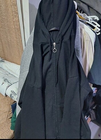 l Beden oversize gri ve siyah hirka